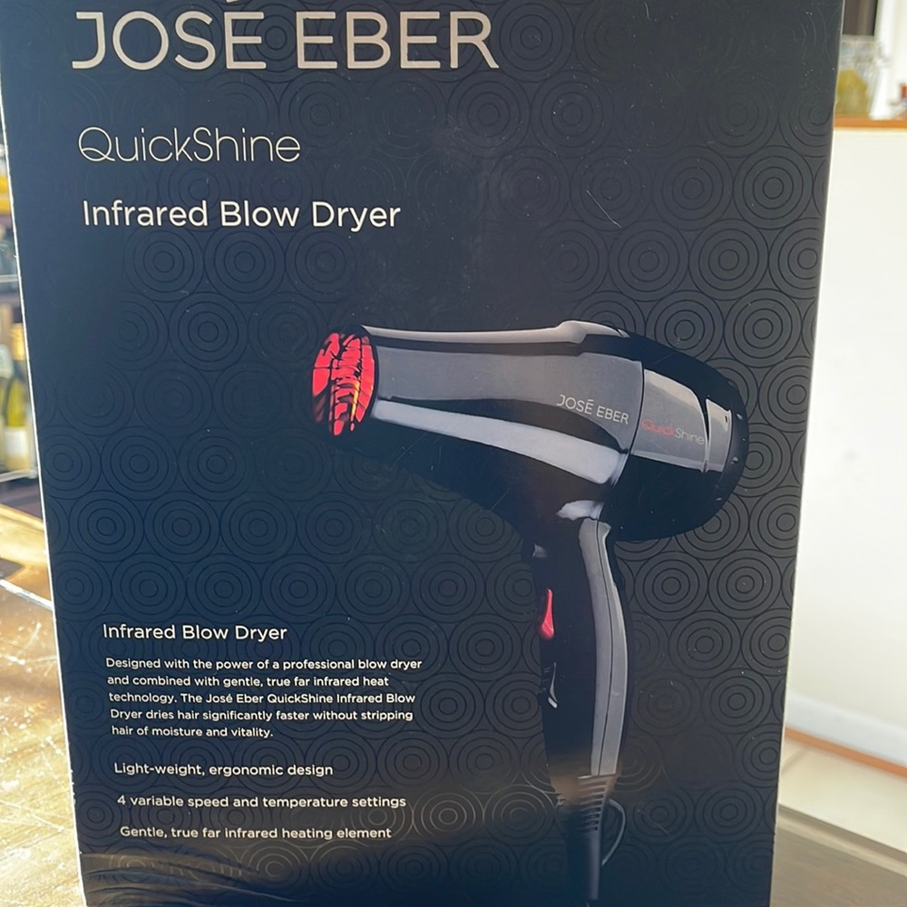Hair dryer